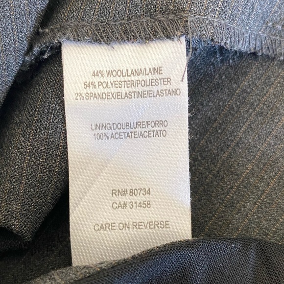 BCBG MaxAzria Unique Dark Gray Chic Wool Slacks with Black Geo Hip Design Size 2 - Picture 9 of 10